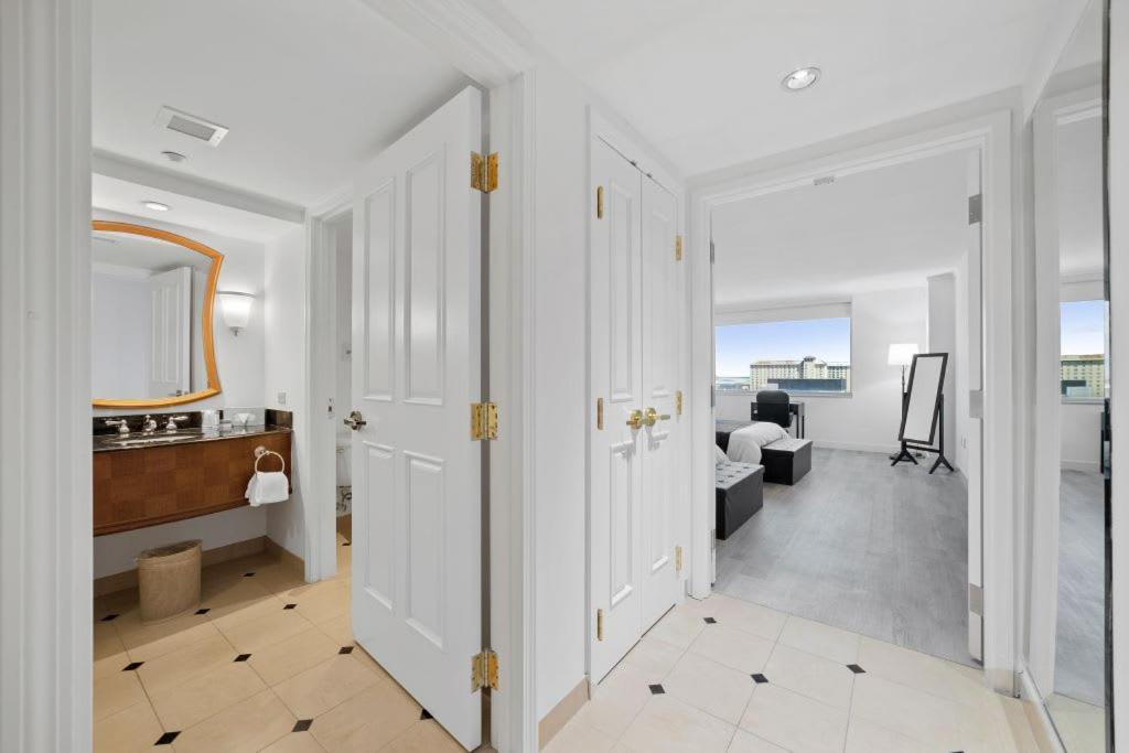 Astonishing Ocean Front Condo Cozysuites At Showboat Atlantic City Buitenkant foto