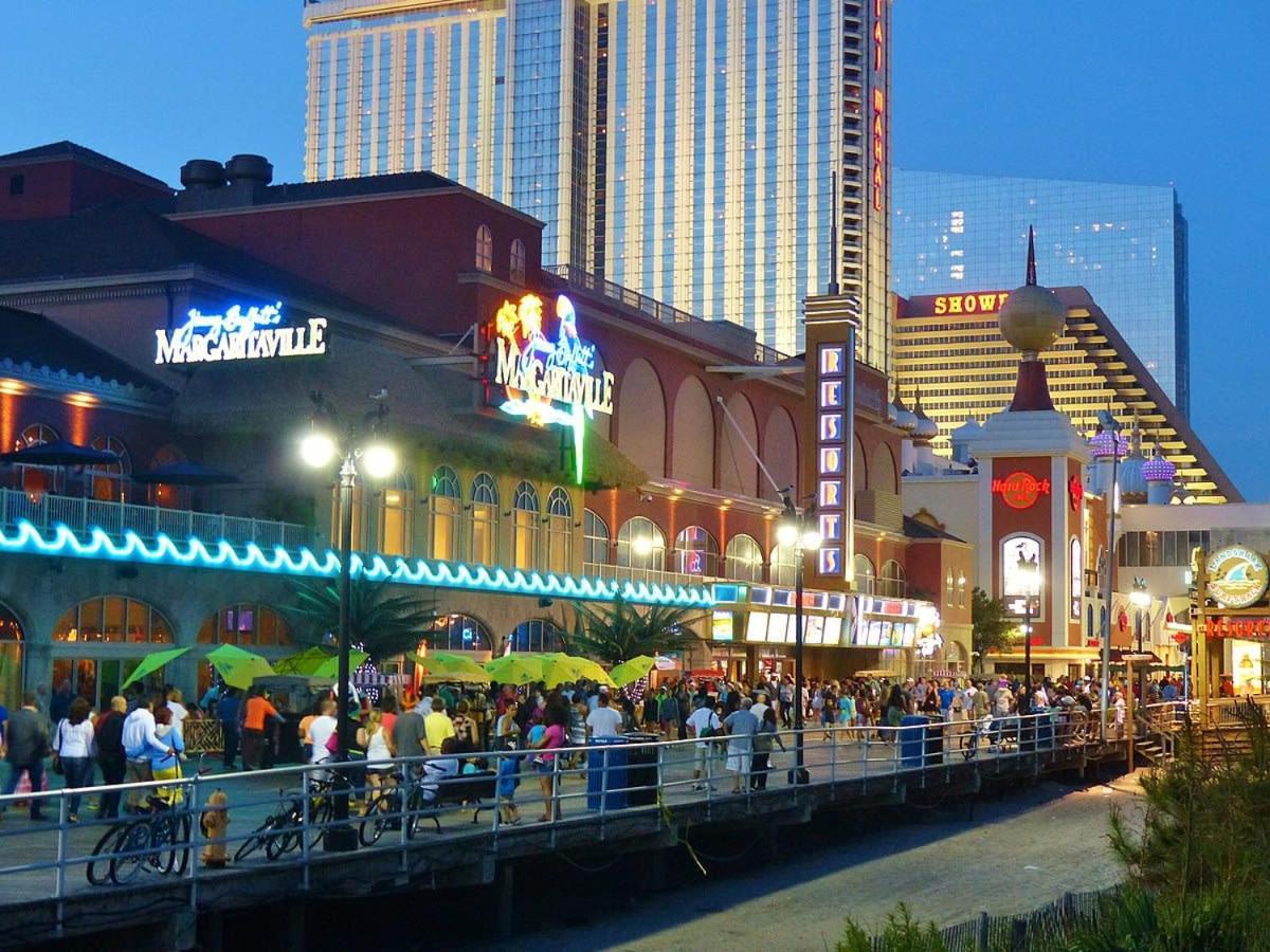 Astonishing Ocean Front Condo Cozysuites At Showboat Atlantic City Buitenkant foto